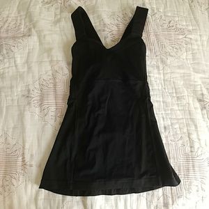Lululemon workout top